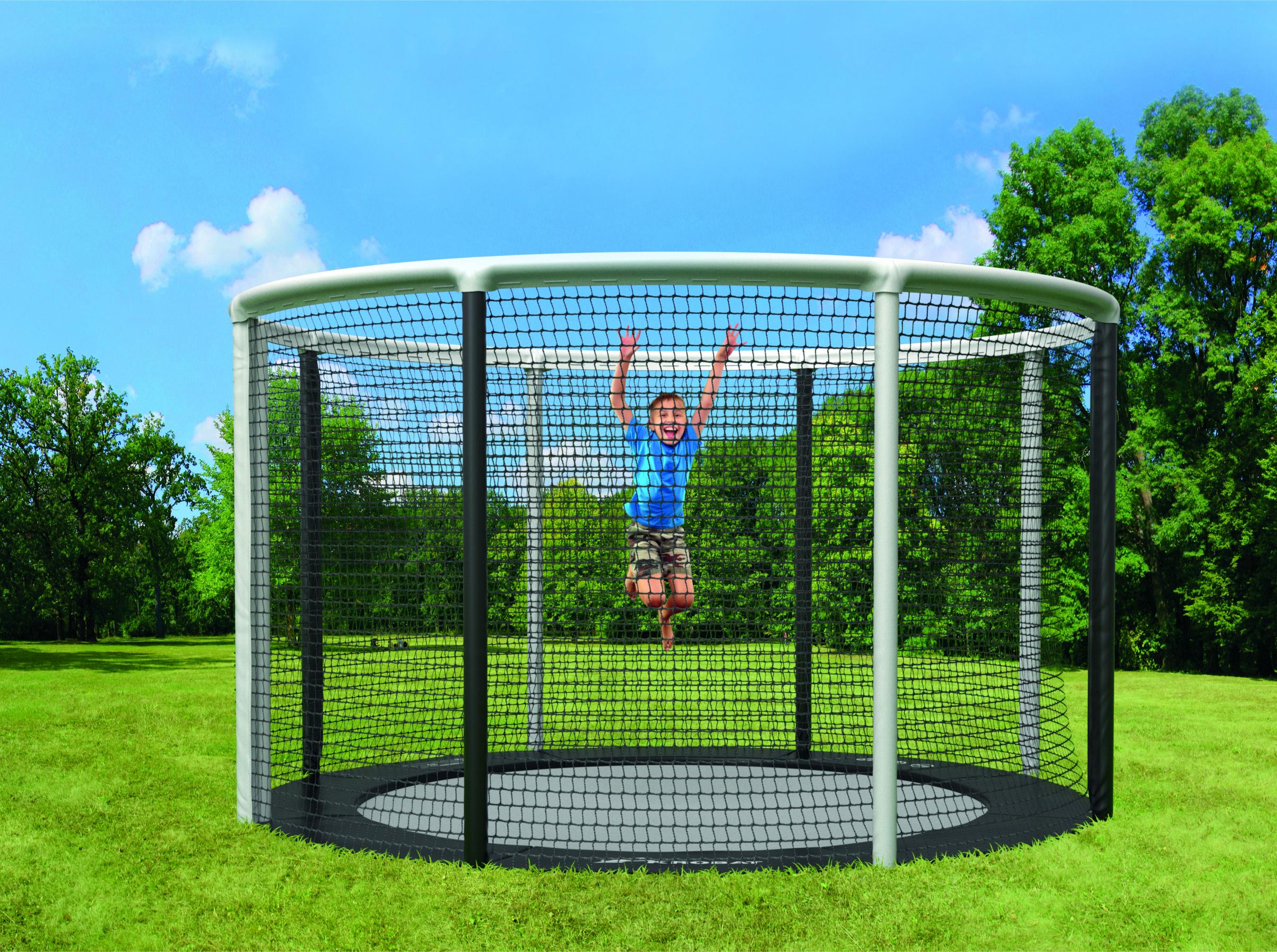 Akrobat Gallus Flat Plus Trampoline - Image 5